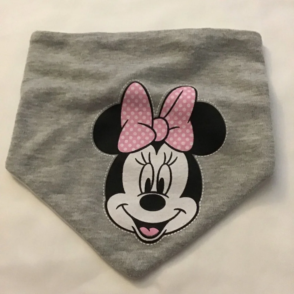 Minnie Mouse Bib